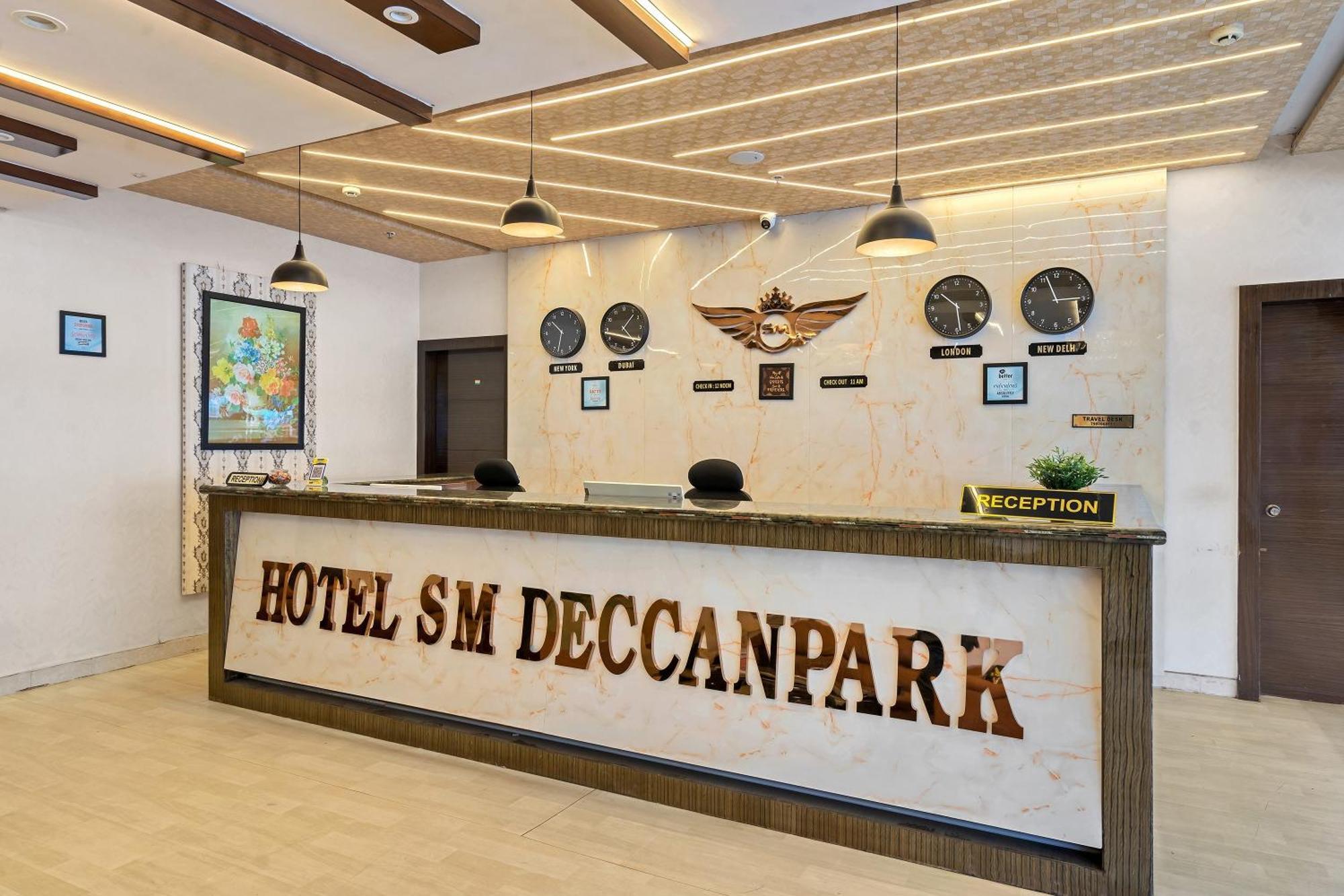 Hotel Sm Deccan Park Shamshabad Exteriör bild