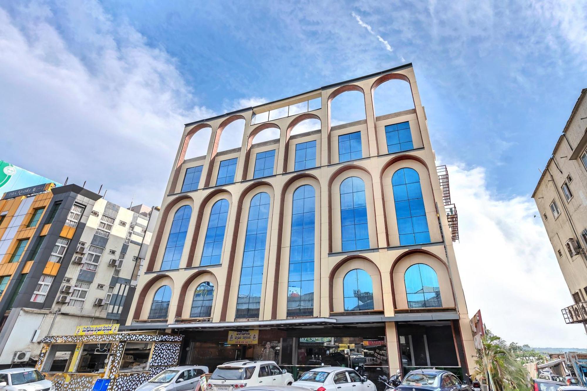 Hotel Sm Deccan Park Shamshabad Exteriör bild