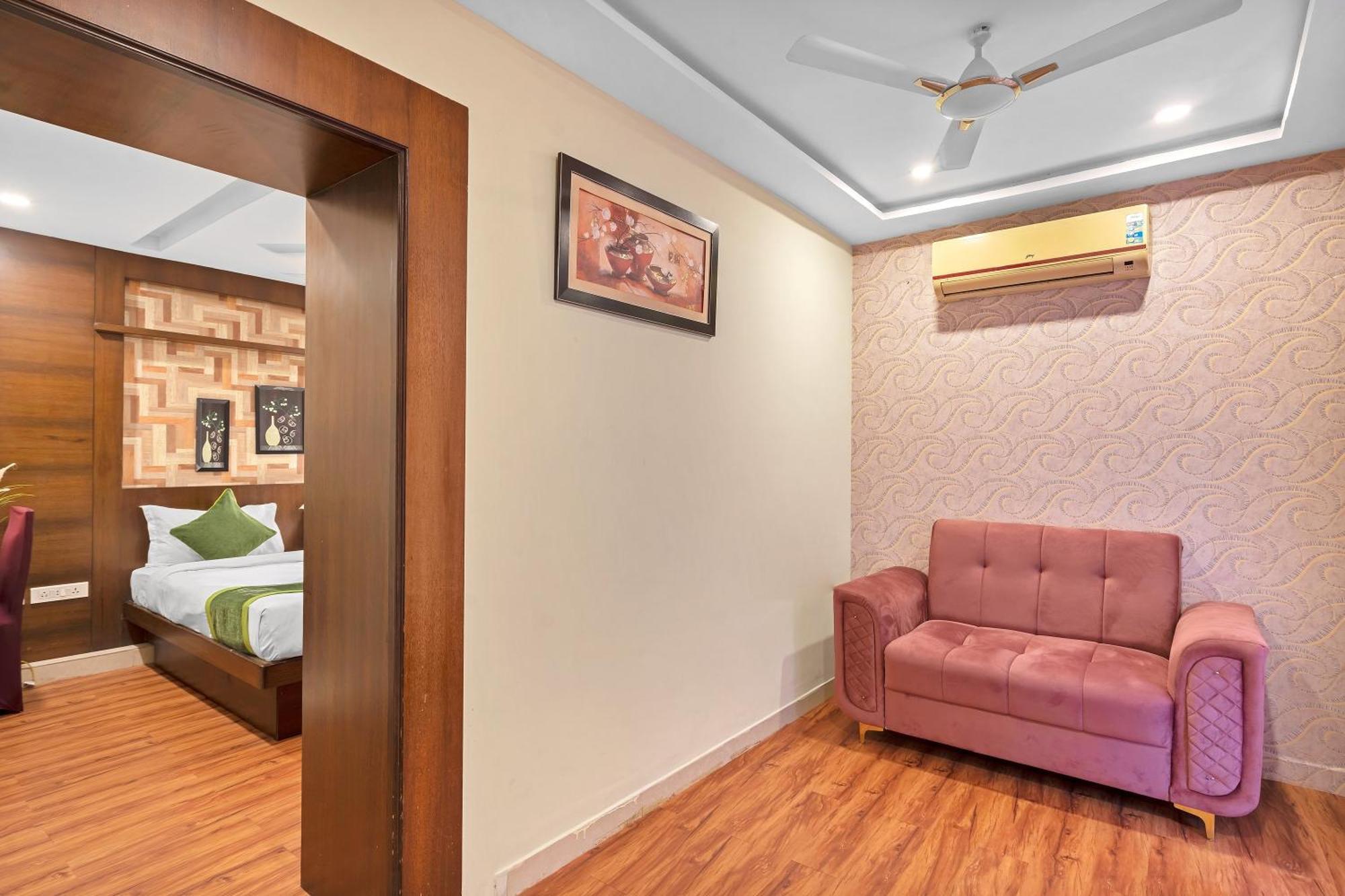 Hotel Sm Deccan Park Shamshabad Exteriör bild