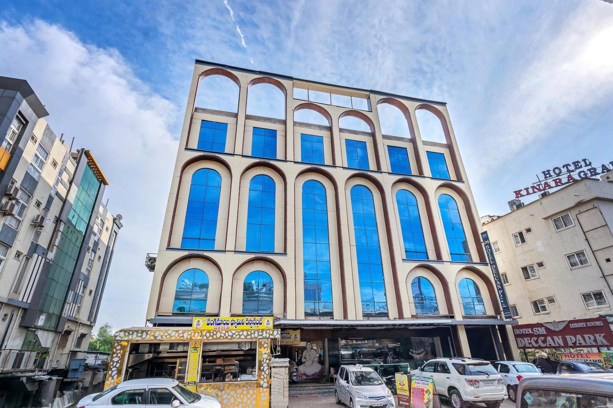 Hotel Sm Deccan Park Shamshabad Exteriör bild