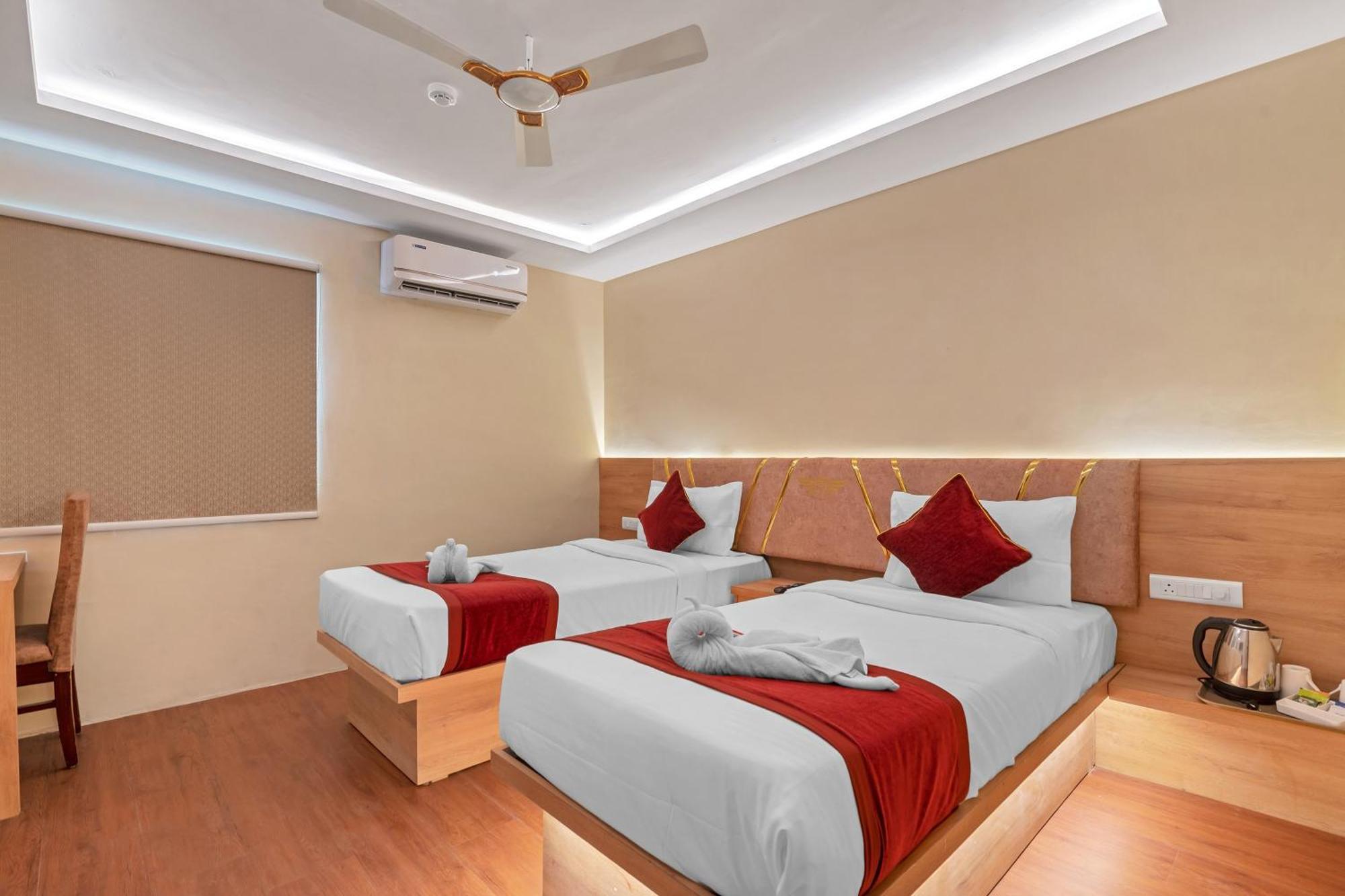Hotel Sm Deccan Park Shamshabad Exteriör bild
